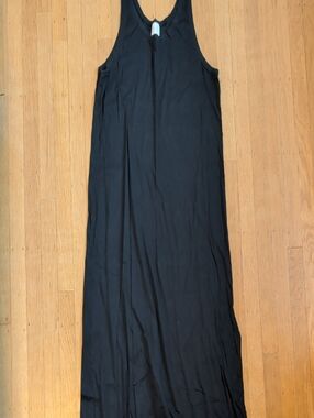 Hanro Black Long Sleeveless Nightgown